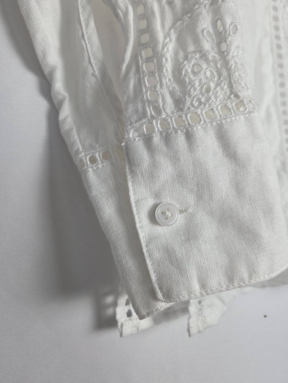 J.Crew Garcon Classic Shirt Women Eyelet Linen White - Size 0 - Picture 4 of 14